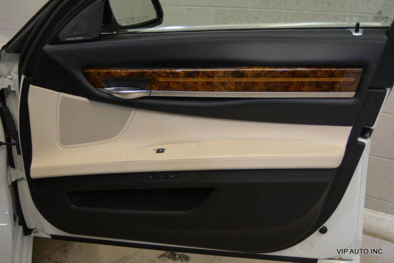 2014 BMW 7 Series 740i