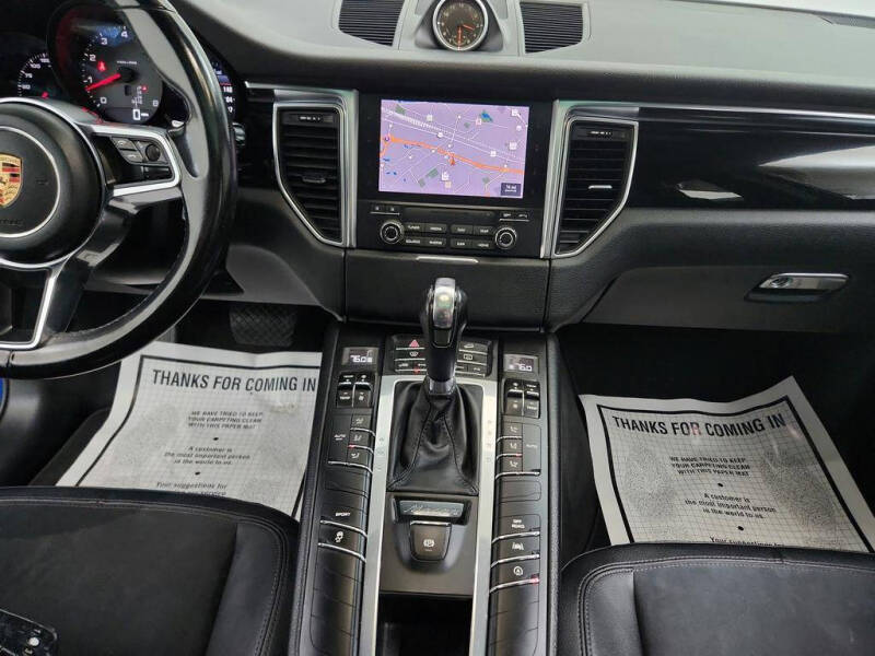 2018 Porsche Macan S