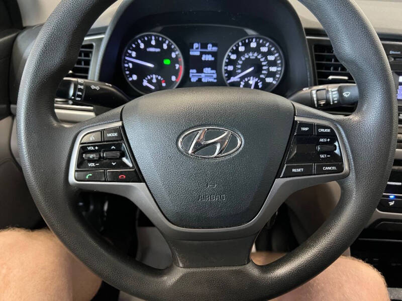 2018 Hyundai Elantra