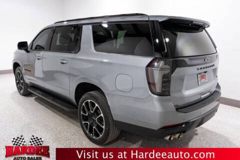 2025 Chevrolet Suburban RST