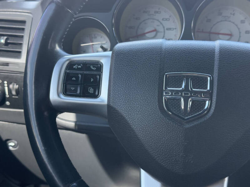 2012 Dodge Challenger SXT