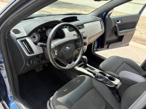 2009 Ford Focus SES
