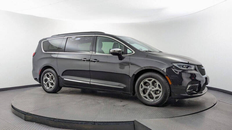 2023 Chrysler Pacifica Limited