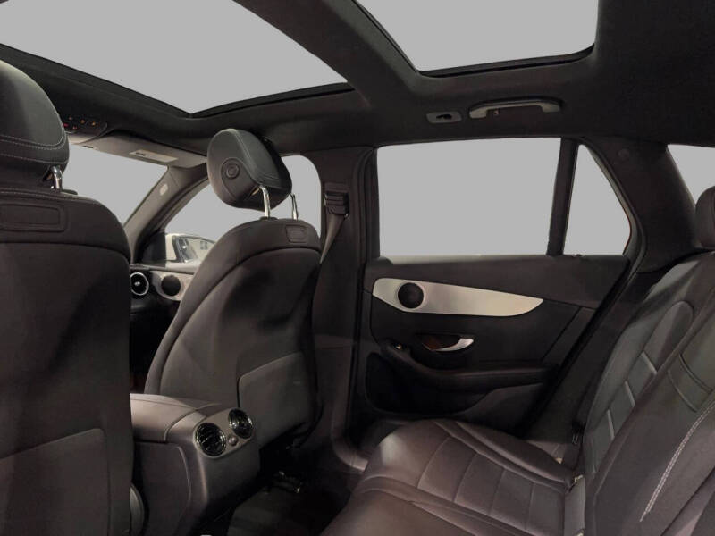 2019 Mercedes-Benz GLC GLC 300