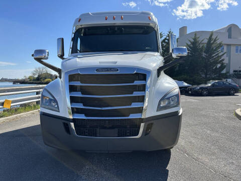 2020 Freightliner Cascadia