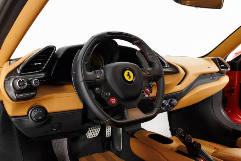 2020 Ferrari 488 Pista
