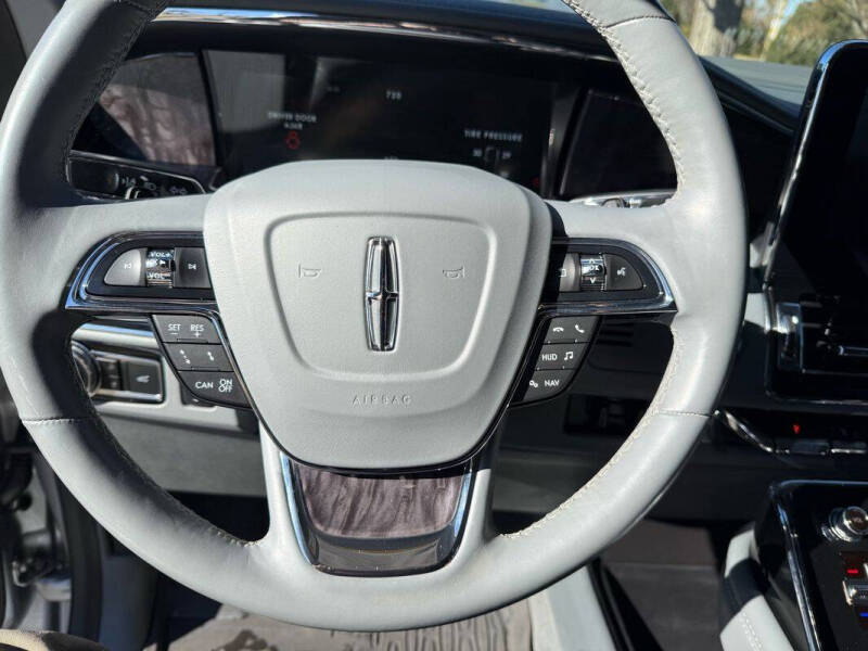 2020 Lincoln Navigator L Reserve