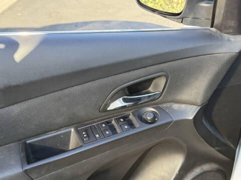 2016 Chevrolet Cruze Limited 1LT Auto