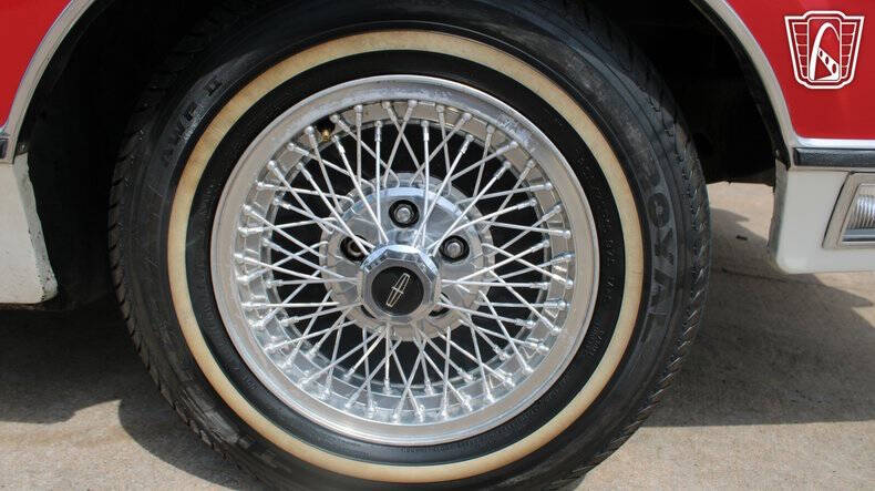 1982 Lincoln Mark VI
