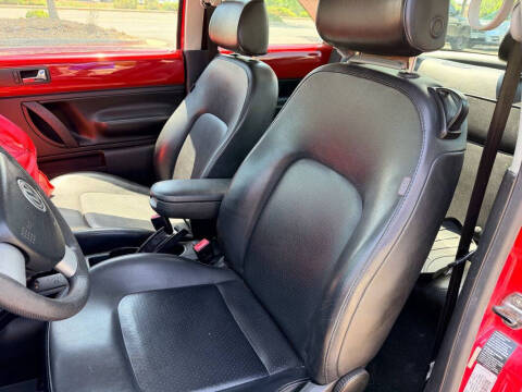 2006 Volkswagen New Beetle 2.5
