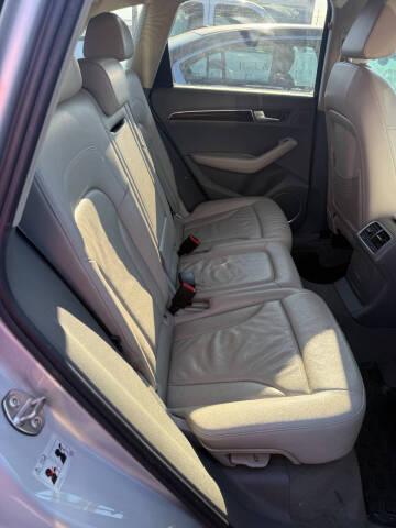 2011 Audi Q5 3.2 quattro Prestige