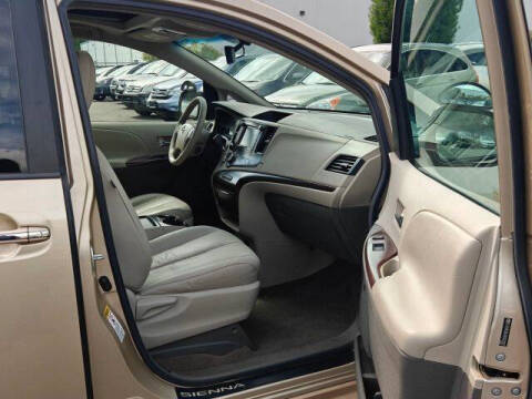 2011 Toyota Sienna