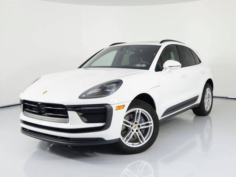 2025 Porsche Macan