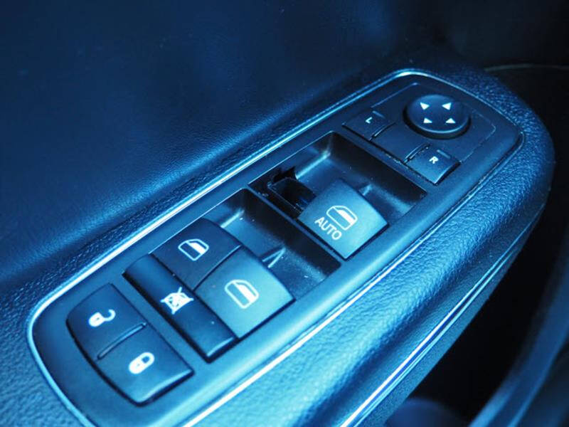 2013 Dodge Charger SE