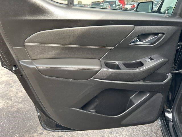 2020 Chevrolet Traverse LT Cloth