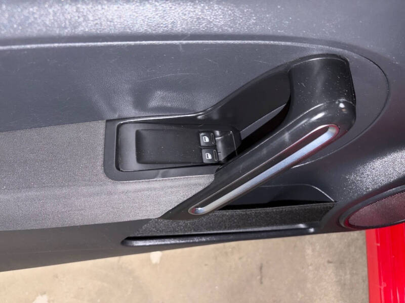 2018 Volkswagen Beetle 2.0T S