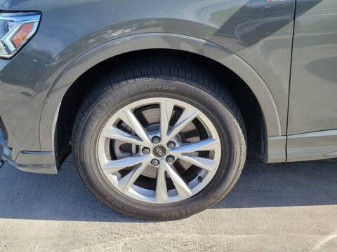 2024 Audi Q3 quattro S line Premium 45 TFSI