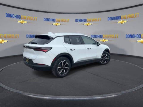 2026 Chevrolet Equinox EV LT 2