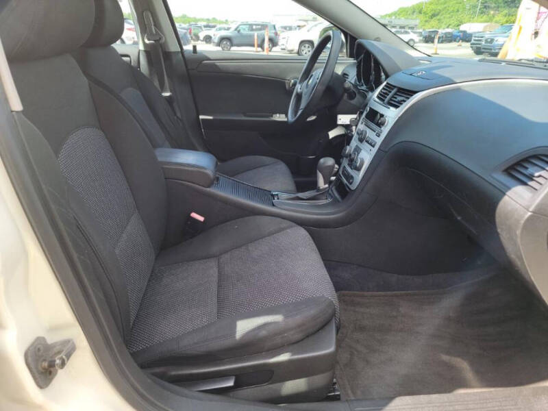 2011 Chevrolet Malibu LT