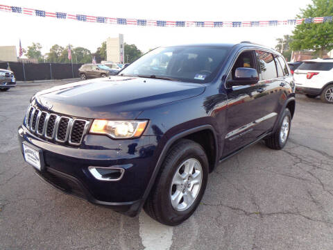 2017 Jeep Grand Cherokee Laredo