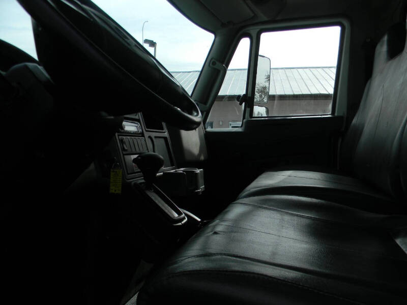 2017 International DuraStar 4300