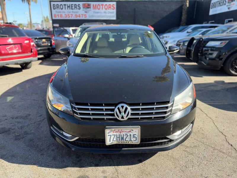 2012 Volkswagen Passat SEL Premium PZEV