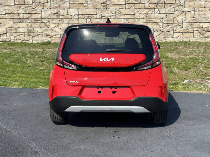 2023 Kia Soul LX