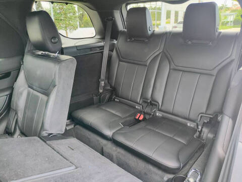 2017 Land Rover Discovery SE