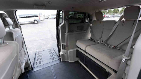 2011 Dodge Grand Caravan Crew