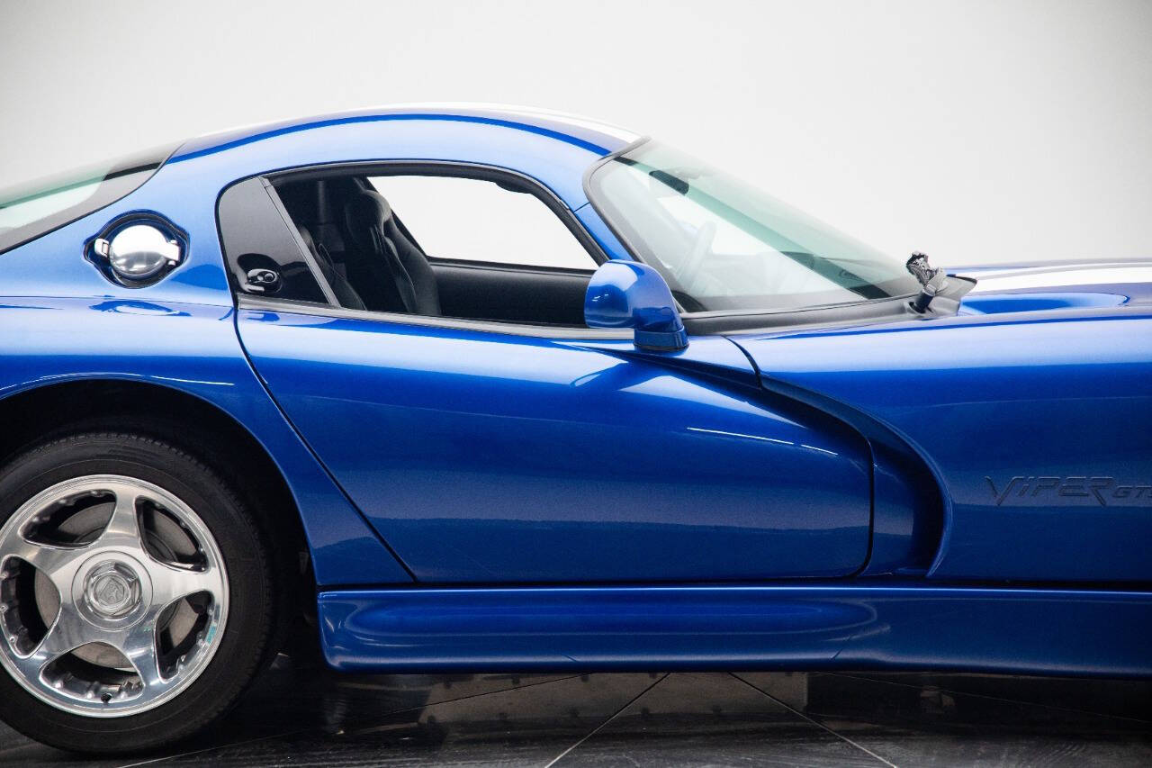 1997 Dodge Viper 12