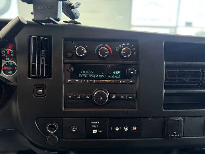 2018 GMC Savana 2500