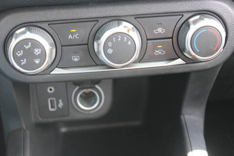 2023 Nissan Kicks S
