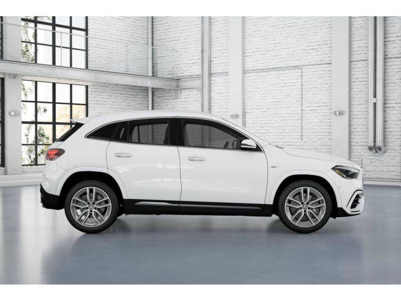 2026 Mercedes-Benz GLA AMG GLA 35
