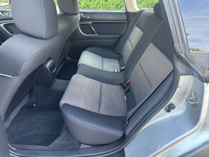2007 Subaru Outback 2.5i Basic