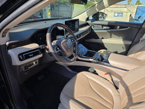 2021 Lincoln Nautilus Reserve