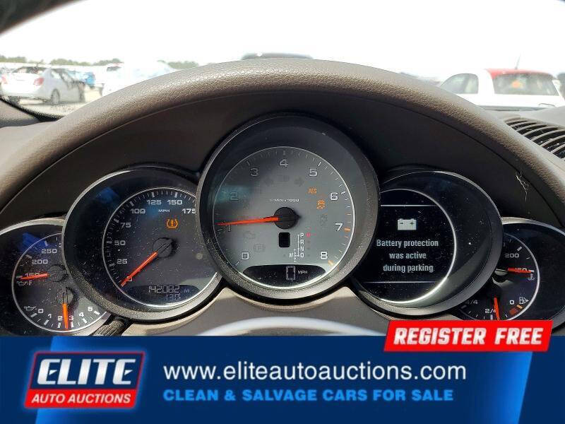 2015 Porsche Cayenne S