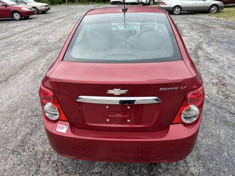 2016 Chevrolet Sonic LT Auto