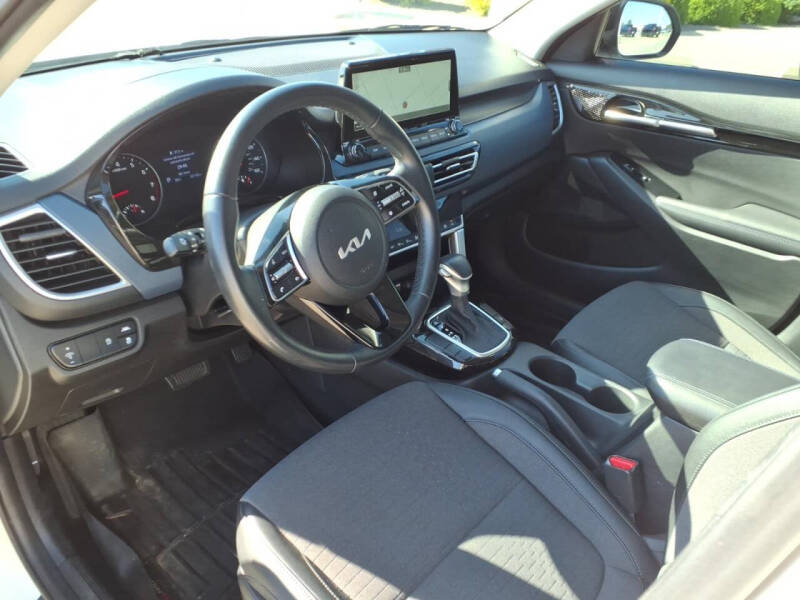 2023 Kia Seltos S