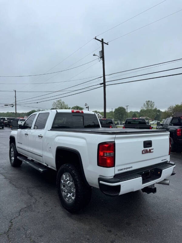 2017 GMC Sierra 2500HD Denali