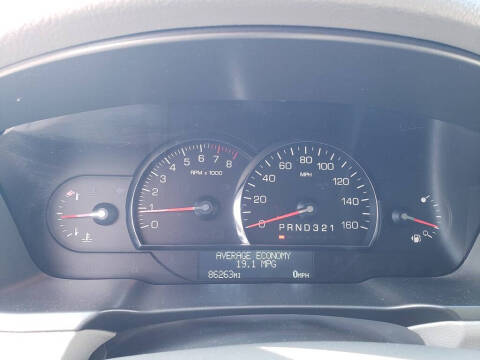 2010 Cadillac DTS Luxury Collection