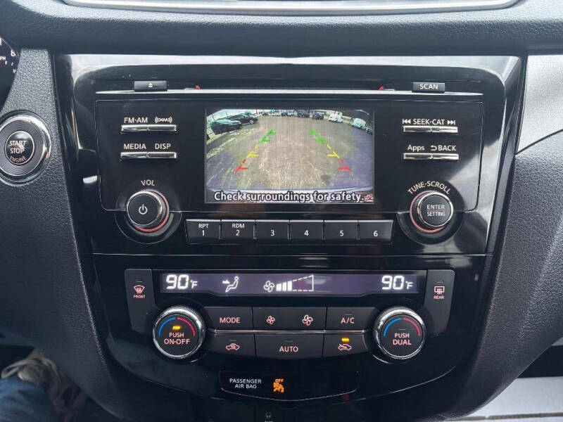 2015 Nissan Rogue SV