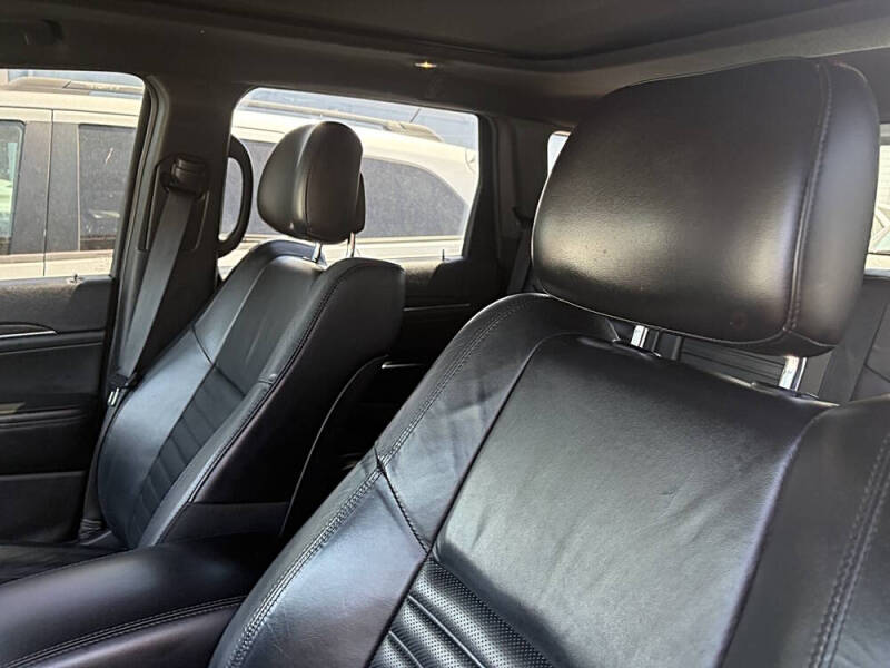 2018 Jeep Grand Cherokee Sterling Edition