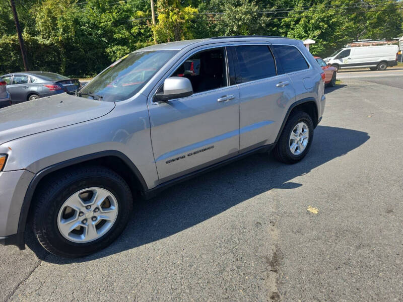 2017 Jeep Grand Cherokee Laredo's photo