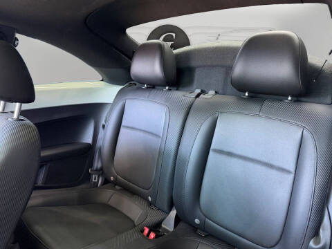 2019 Volkswagen Beetle 2.0T SE