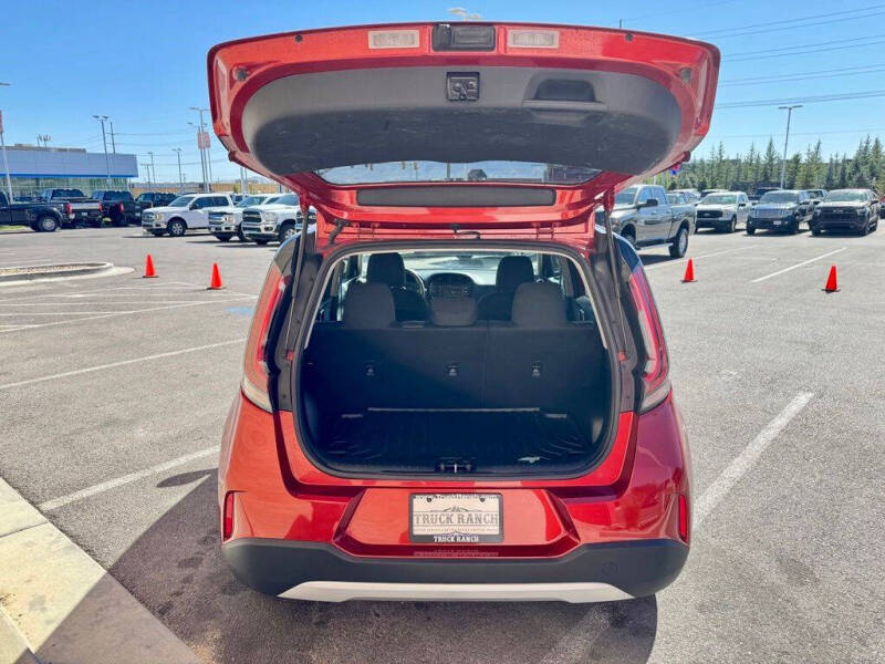2023 Kia Soul LX