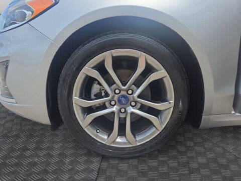 2020 Ford Fusion SEL