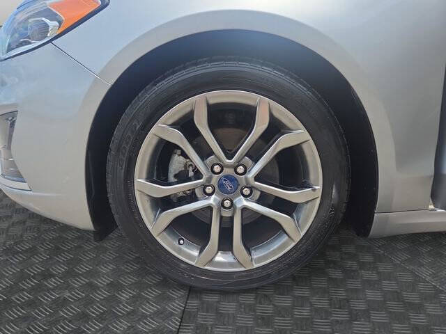 2020 Ford Fusion SEL