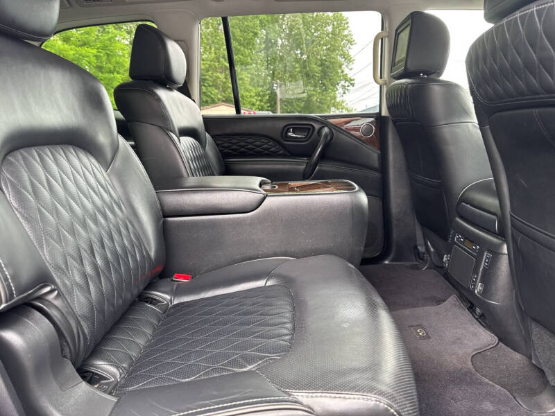 2019 Infiniti QX80 Luxe