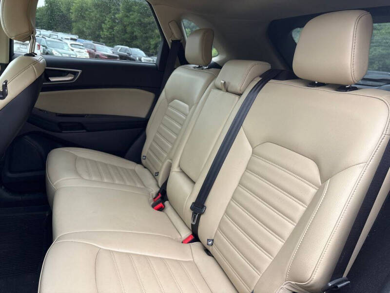 2019 Ford Edge SEL