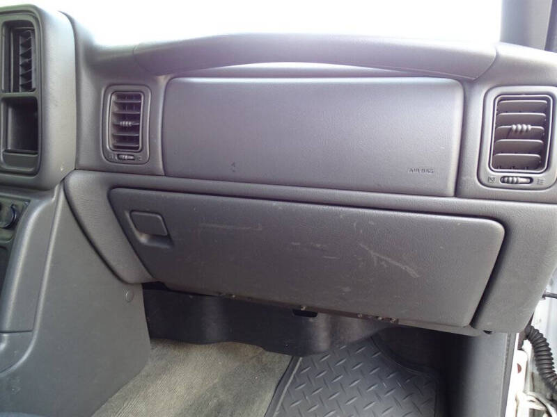 2005 GMC Sierra 2500HD